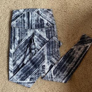 High waisted Lululemon leggings - size 6